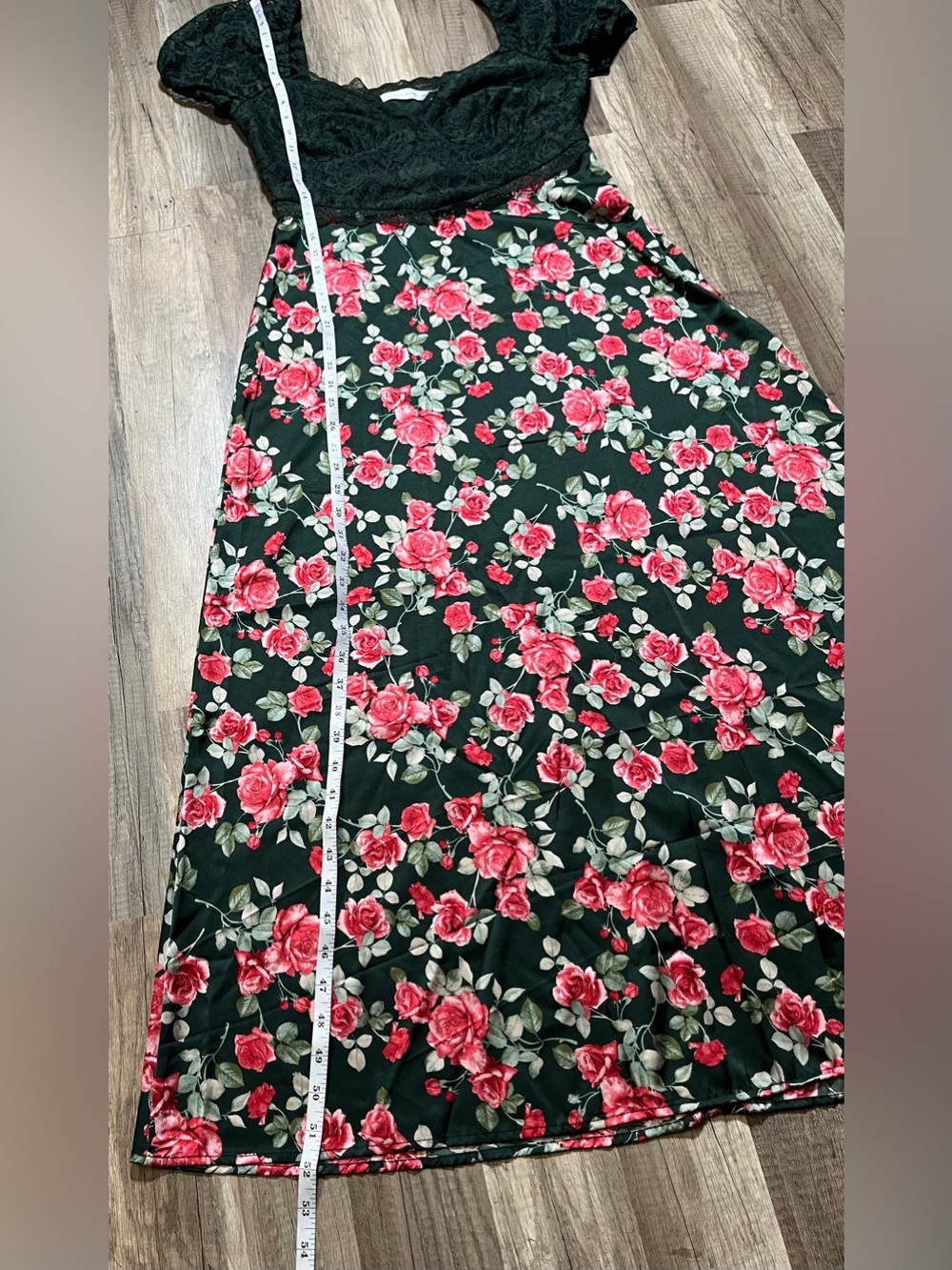Altar'd State Floral Print Midi Dress Lace Bodice Short Sleeve Size M - Picture 16 of 17